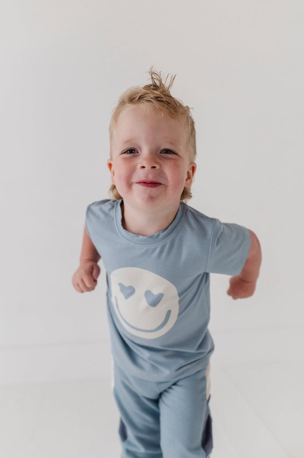 Boys Short Sleeve Tee in Heart Eyes Smile Face