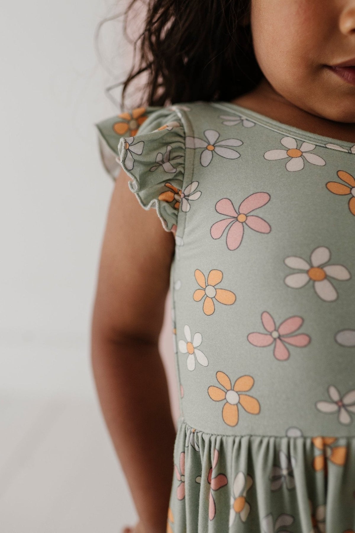 Girls Sleeveless Twirl Dress in Sketched Daisy